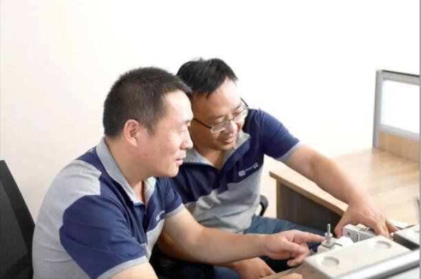 出雷拔萃,弗摇直上—一路走来的雷弗人
